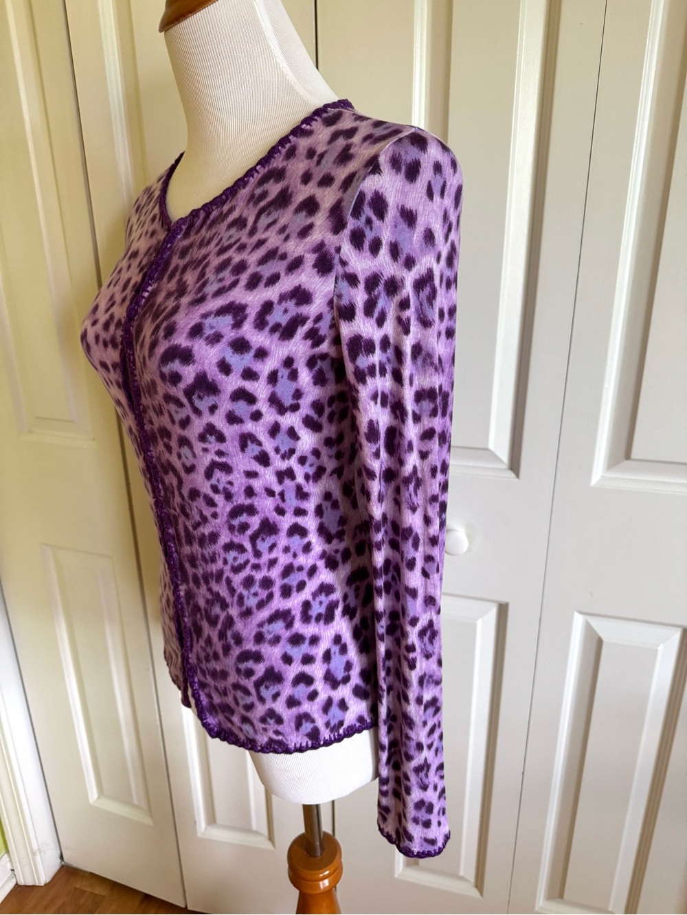 MOSCHINO Jeans Purple Leopard Print Cardigan 6/42 - Picture 3 of 5